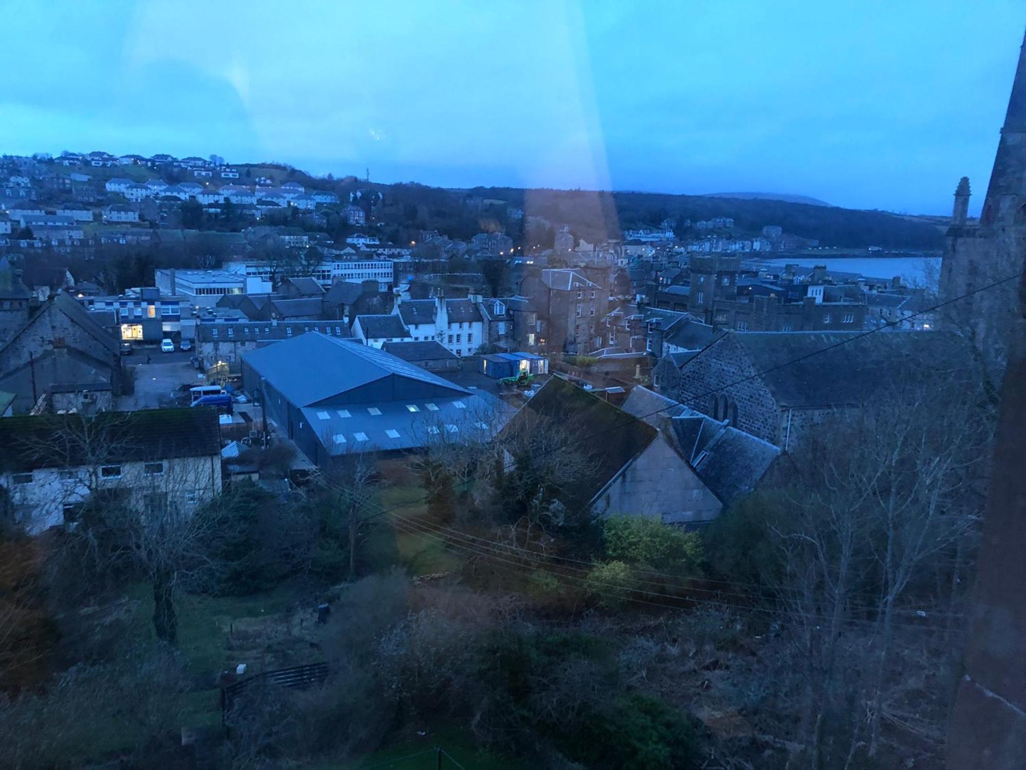 Captivating 2-Bed Apartment In Isle Of Bute Rothesay Exteriör bild