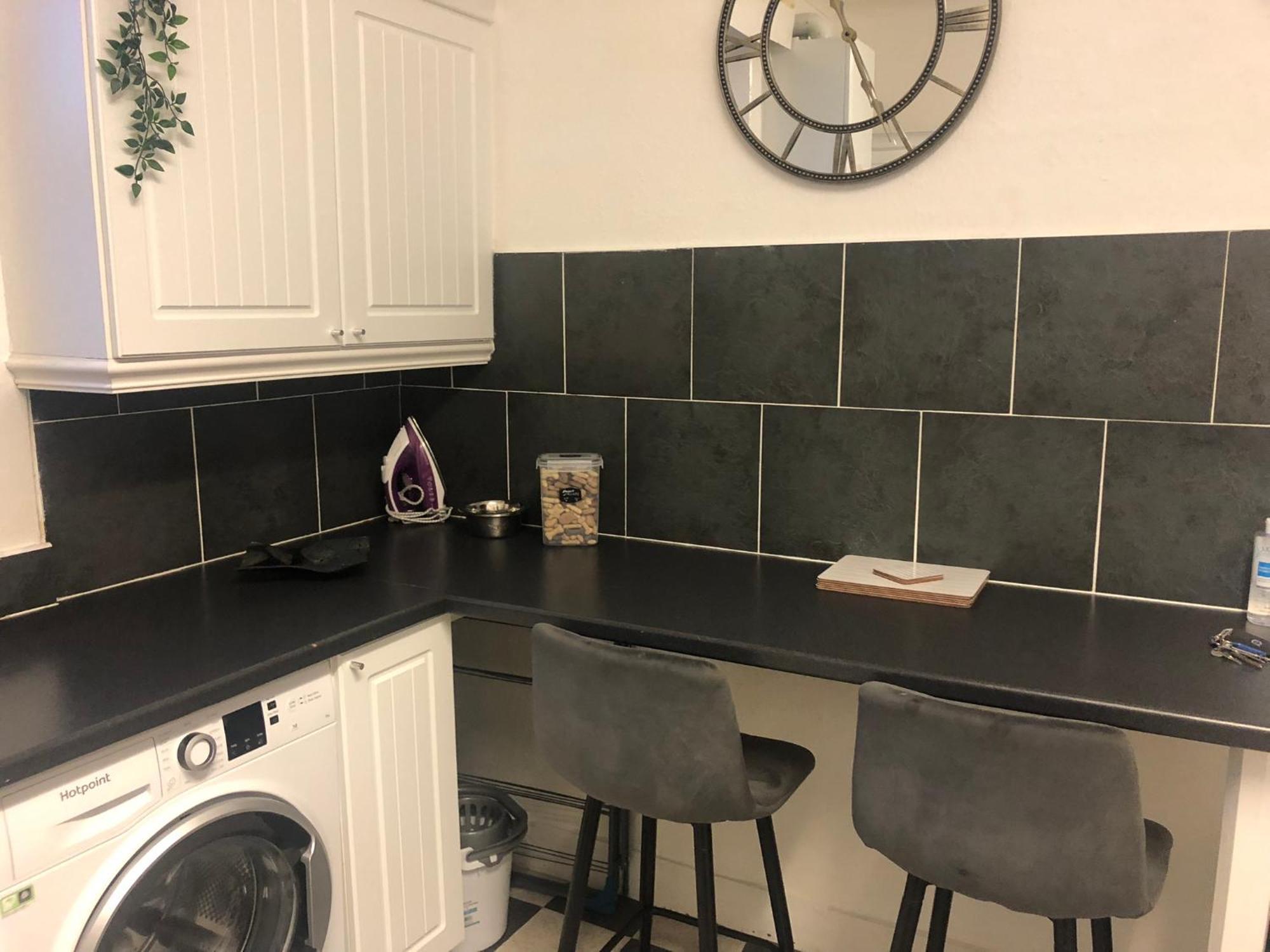 Captivating 2-Bed Apartment In Isle Of Bute Rothesay Exteriör bild